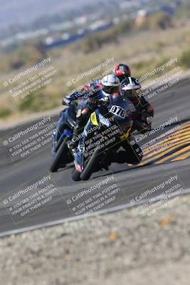 media/Nov-06-2022-SoCal Trackdays (Sun) [[208d2ccc26]]/Turn 11 (10am)/